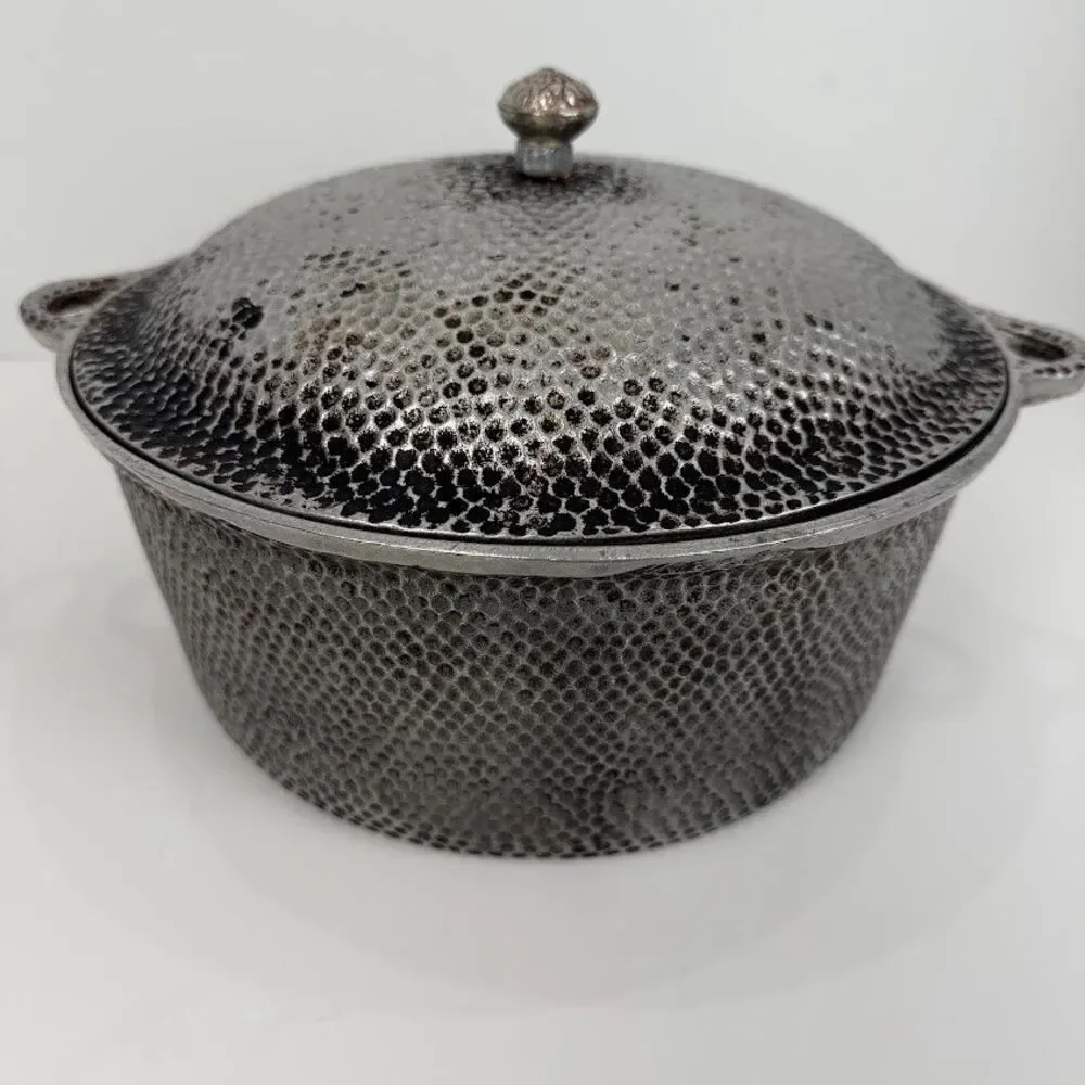 Vintage Hammered/Pebbled/Dimpled Aluminum Dutch Oven with Lid